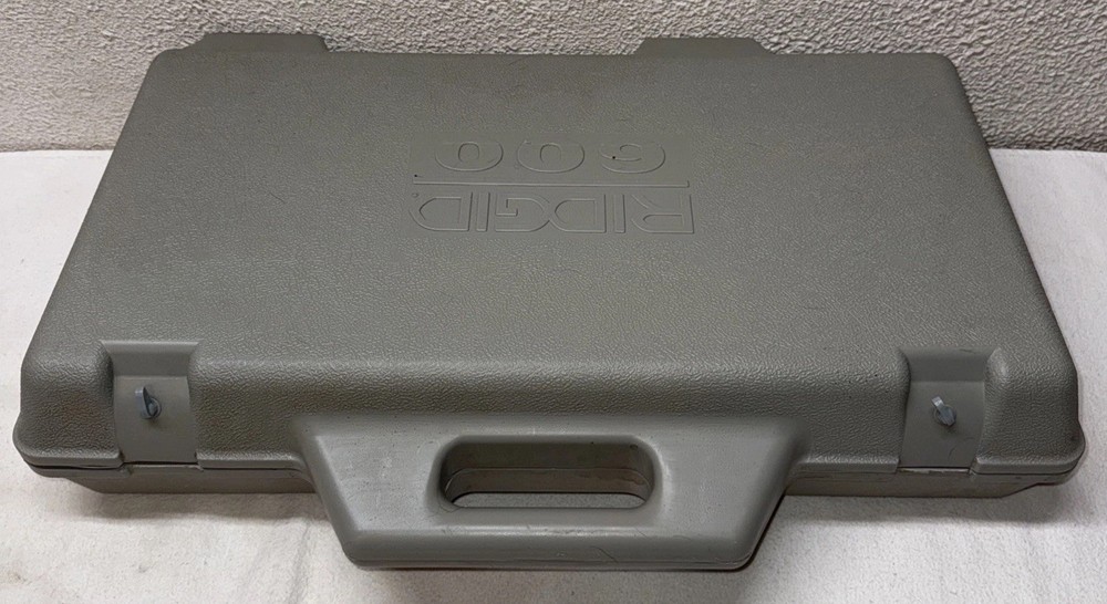 Ridgid 600 Pipe Threader: w/ Case