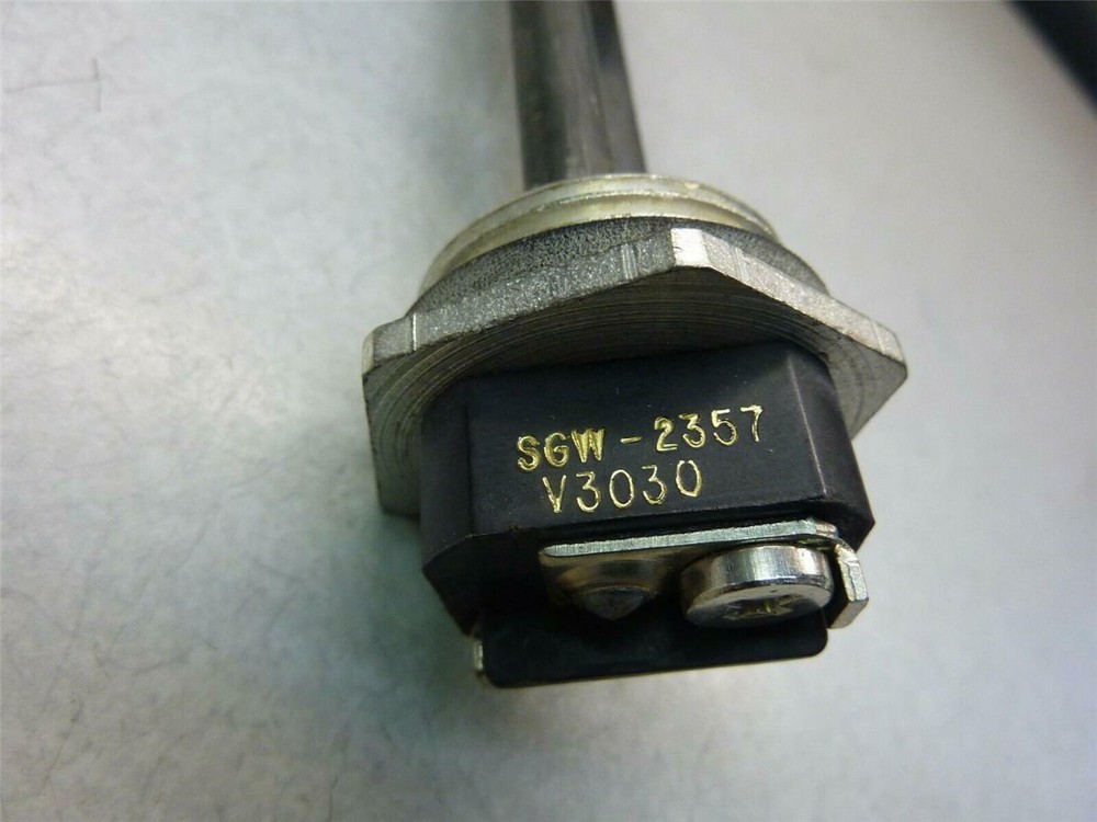 ZORO SELECT SGW2357-430465 240V 3500W Water Heater Element (21613)
