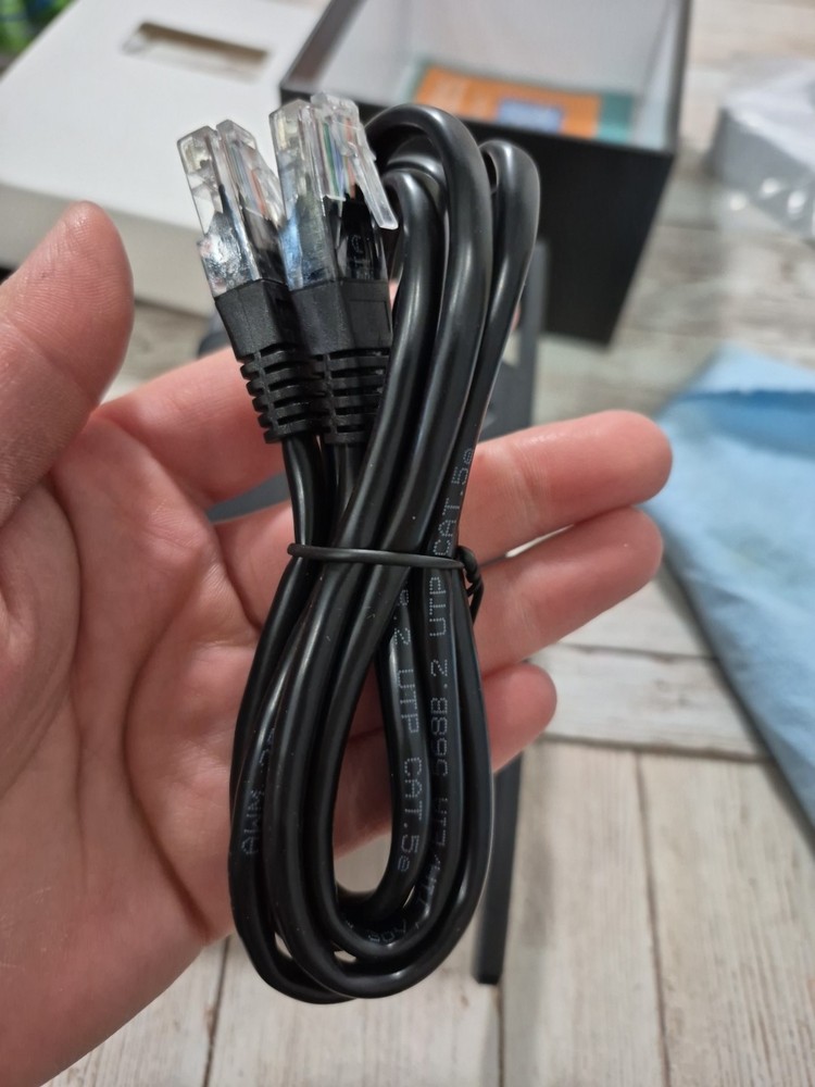 WiFi 6 Range Extender CF-XR182