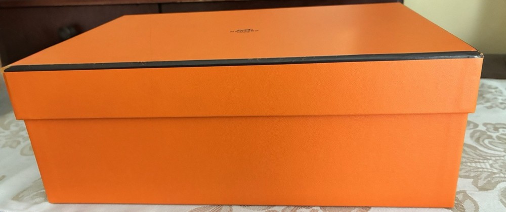 Authentic HERMES Empty Storage Box W/Tissue 12" x 8” x 4.5” 070 BIS