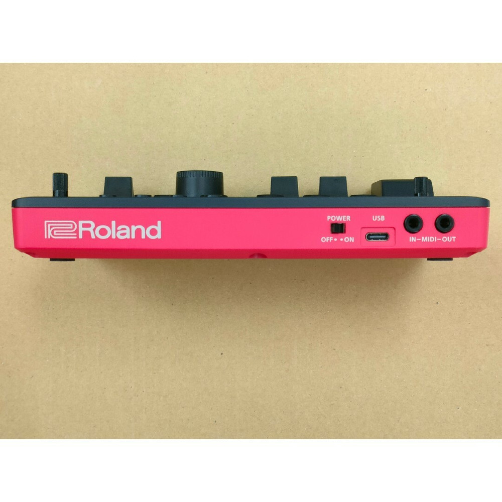 Roland AIRA Compact E-4 Voice Tweaker Vocal Effects Processor Portable Effector