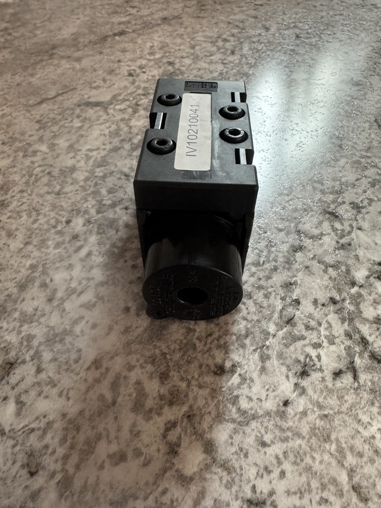 Invacare Concentrator 4 way valve refurbished Rexroth