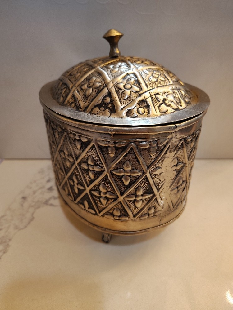 Silver Plate Salt Cellar Lidded Caddy Embossed India