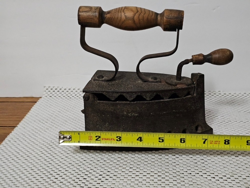 ANTIQUE CAST IRON COAL IRON WOOD HANDLE