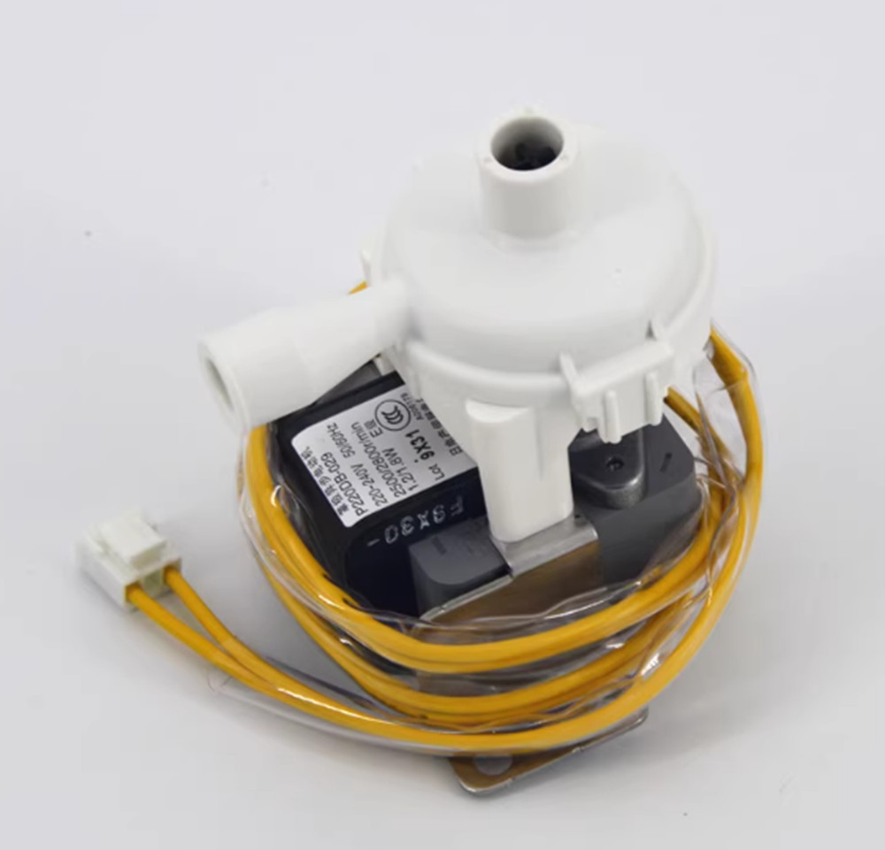 New In Box DAIKIN P220DB‑029 Ductwork Drainage Pump