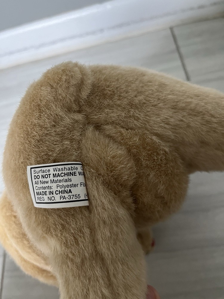 Vintage 1997 Reese’s Cup Bear