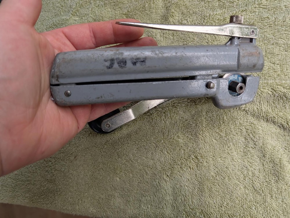 Roto Split SeaTek Cable Cutter Stripper