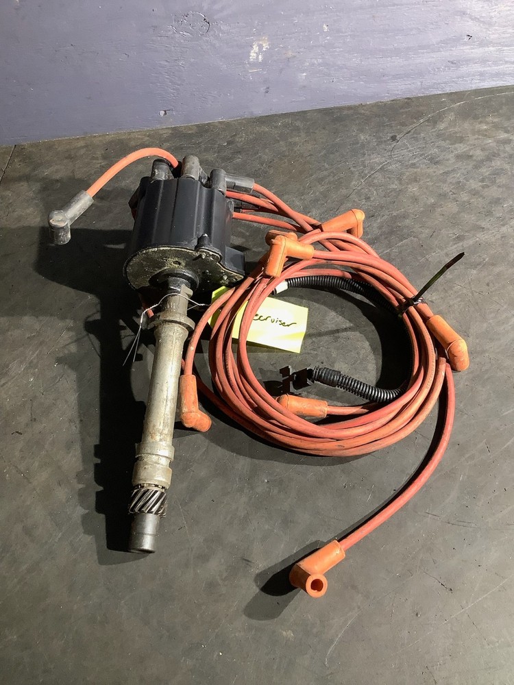OEM Mercruiser 5.0 Distributor + Cables Assy.