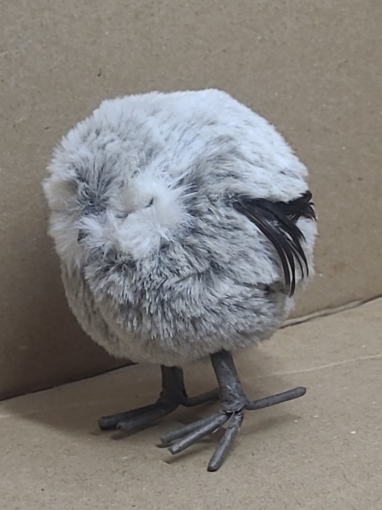 Target Spirit Bird ..small Round Light Grey