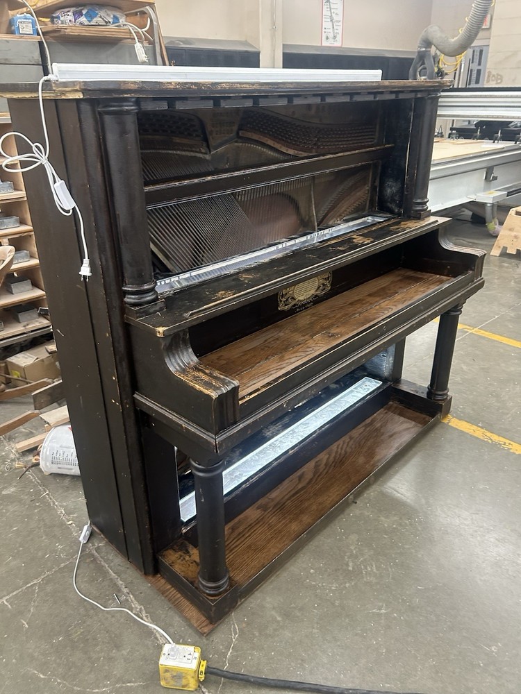 Piano Bar