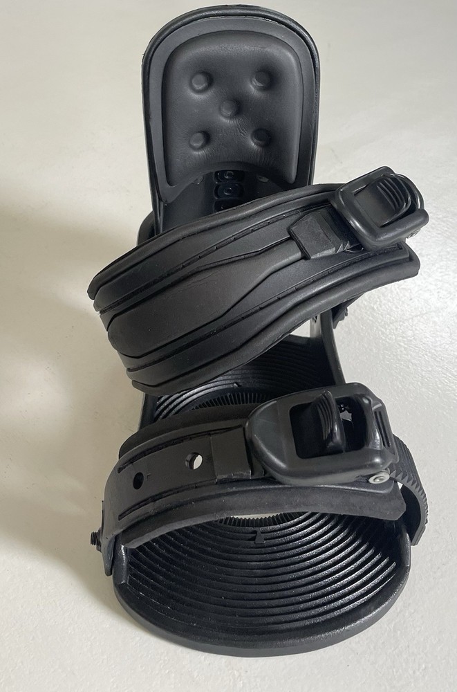 One Snowboard Binding SINGLE REPLACEMENT Black Adjustable Size