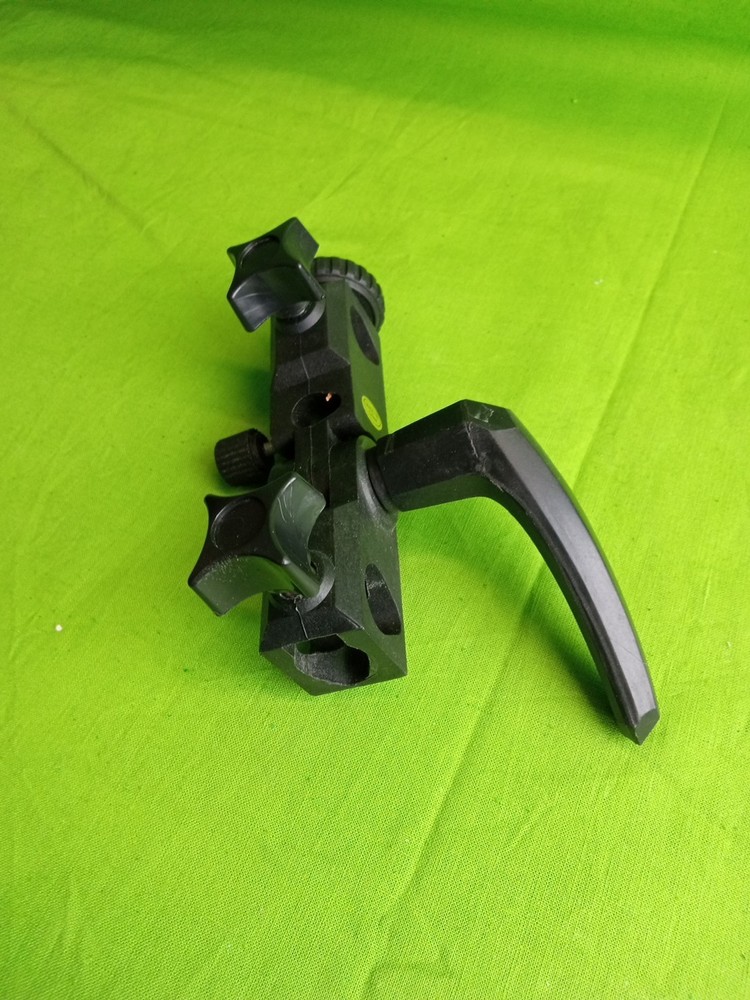 Camera Flash Bracket. Mount with Umbrella Holder