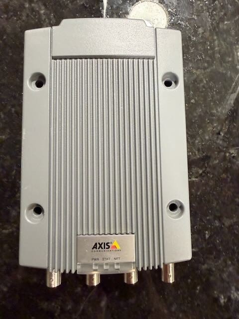 Axis P7214 0417-001-01, 4 Port Encoder without Power Adapter - Tested Powers On