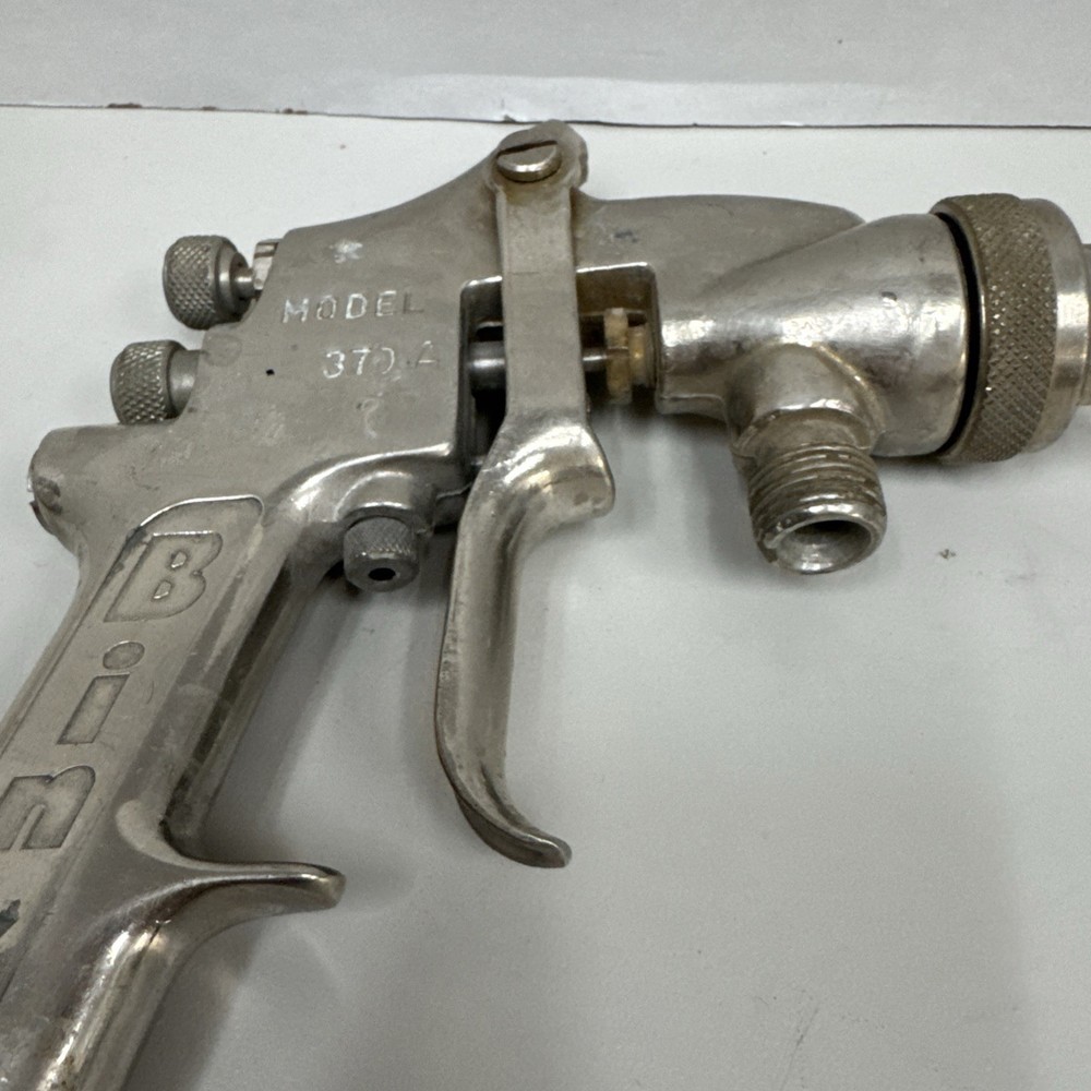 Binks Model 37 Paint Spray Gun
