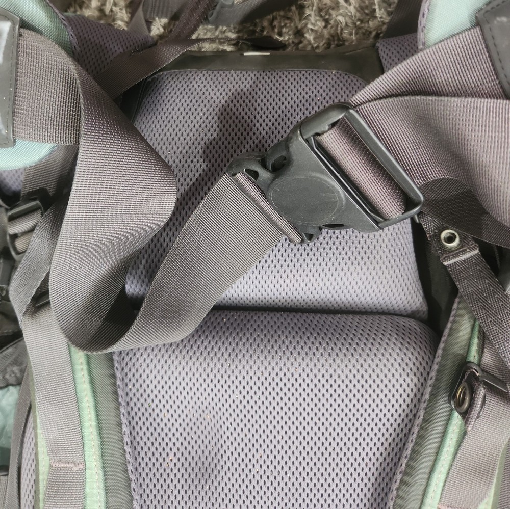 North Face Hiking Backpack Crestone 60 Gray Green Internal Frame Multi Strap W-M