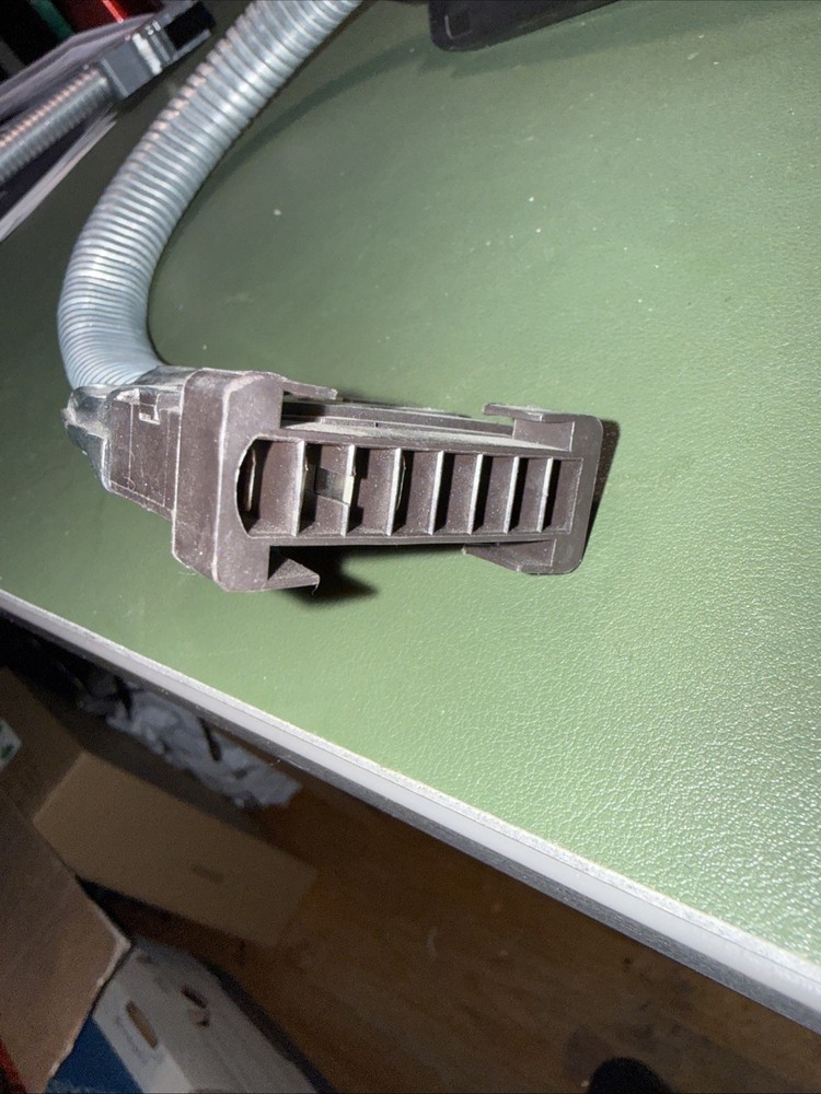 Used FlexConnect Series Pass Through Power Distribution Cable | A871224 - 32"