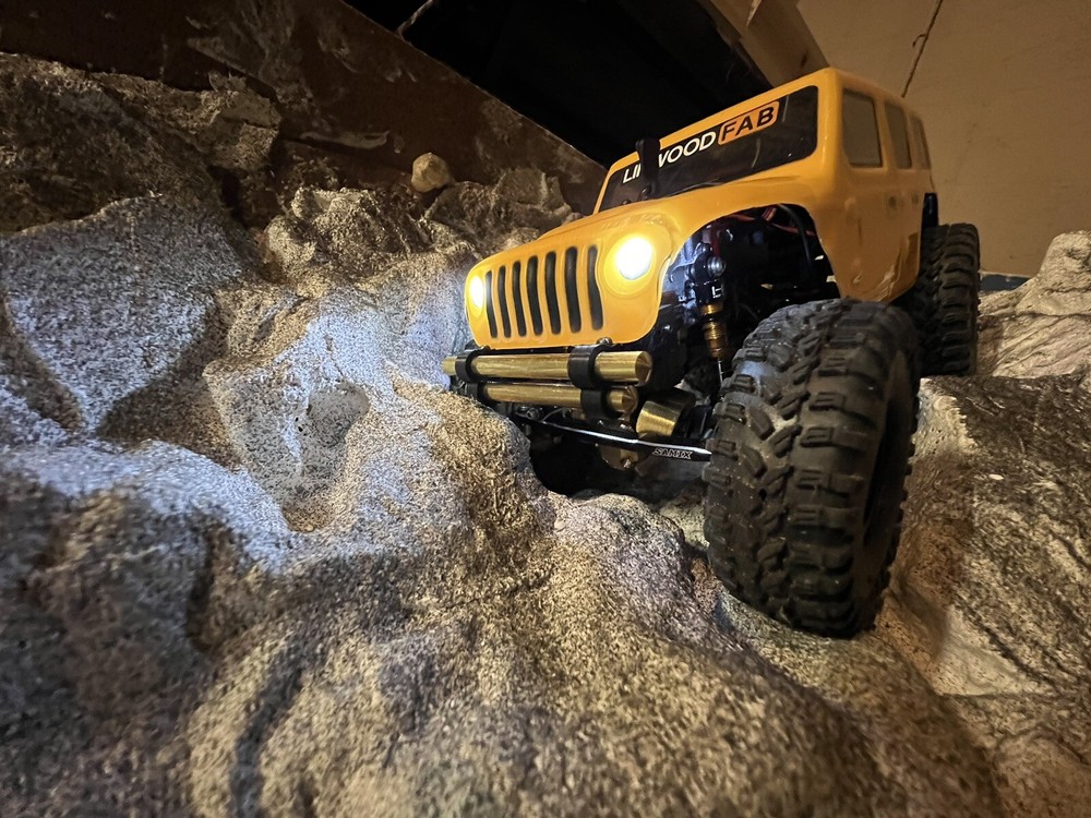 SCX24 Jeep Wrangler / Gladiator Extreme Push Bar Bumper Headlight Relocation