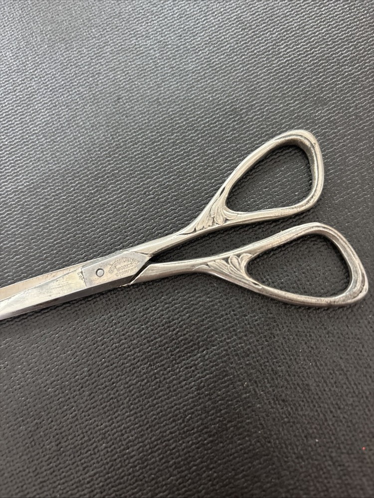 Vintage Griffon Cutlery Works Scissors Made In Germany 5”- Scroll Work! Sharp!