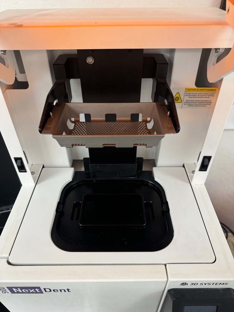 NextDent 5100, Dental 3D Printer and LCD-3 Light Box