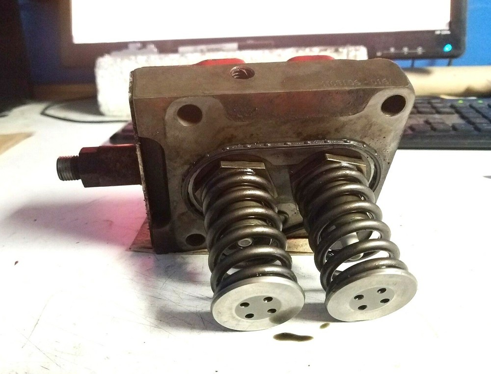 CUMMINS CYLINDER HEAD 1T08106 - 016A