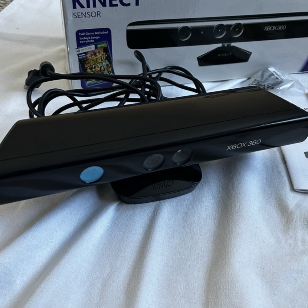 Microsoft Xbox 360 Kinect Sensor Model 1414 with Kinect Adventures Game Boxed