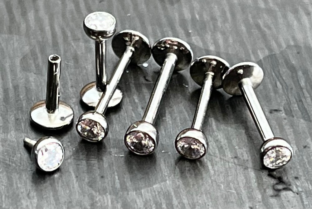 1pc Internally Threaded Solid Titanium Bezel Gem 16g Labret Monroe Stud Lip Ring