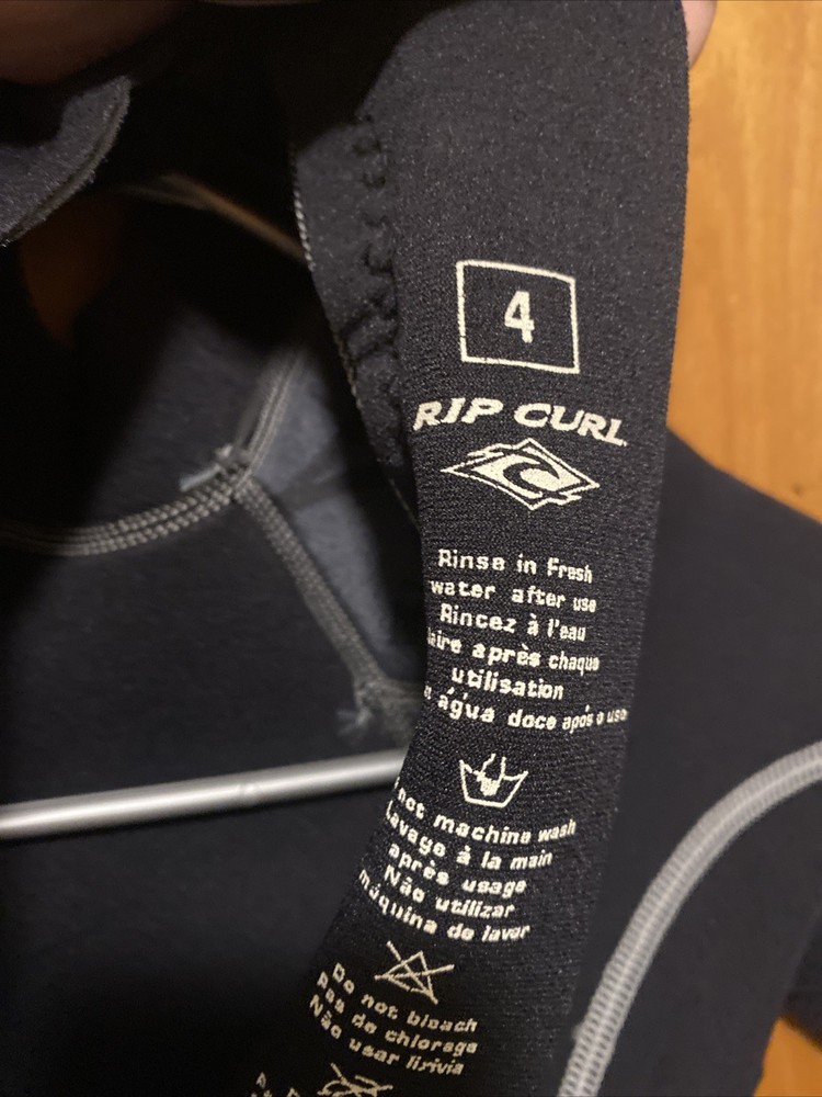 Rip curl Size 4 Wet Suit For Kids