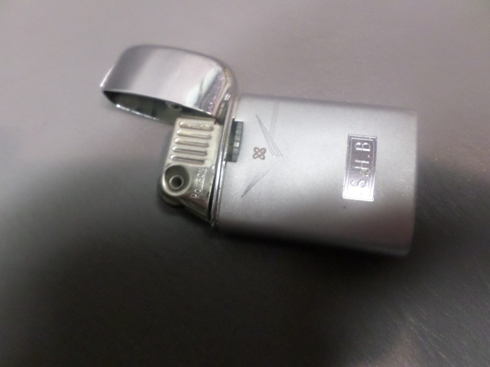 VINTAGE RONSON GAS VARAFLAME WINDLITE LIGHTER - UNTESTED