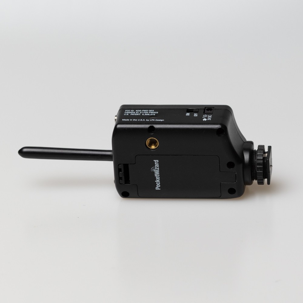 Pocket Wizard Plus II Radio Slave Transceiver