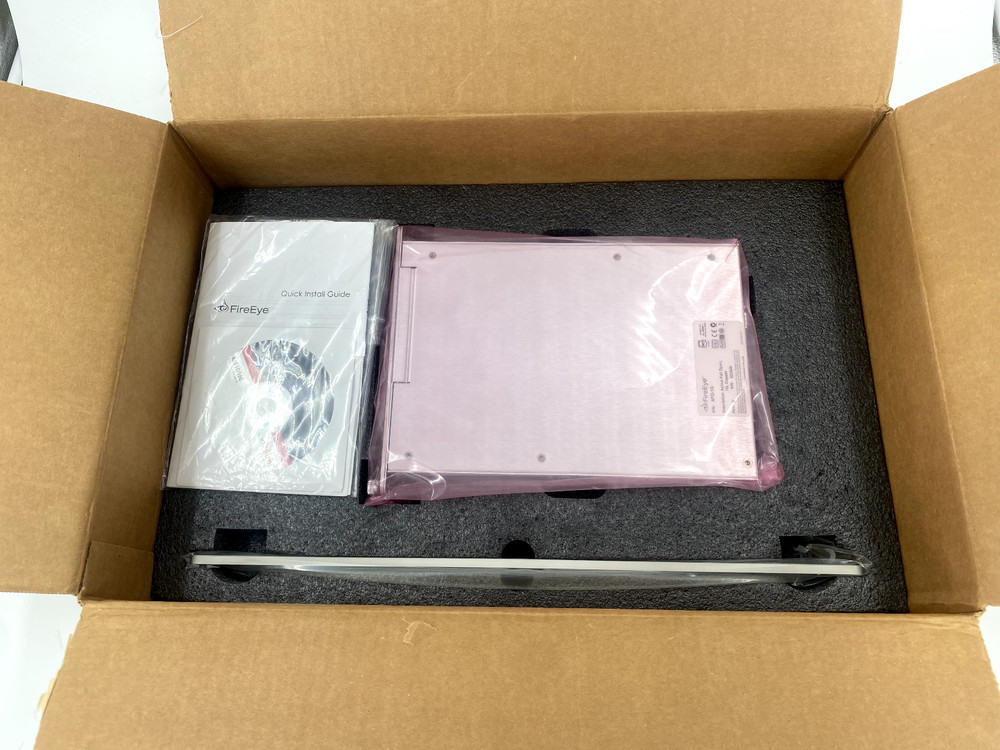 Kit FireEye 1G AFO Switch ACTIVE FAIL OPEN Open Box