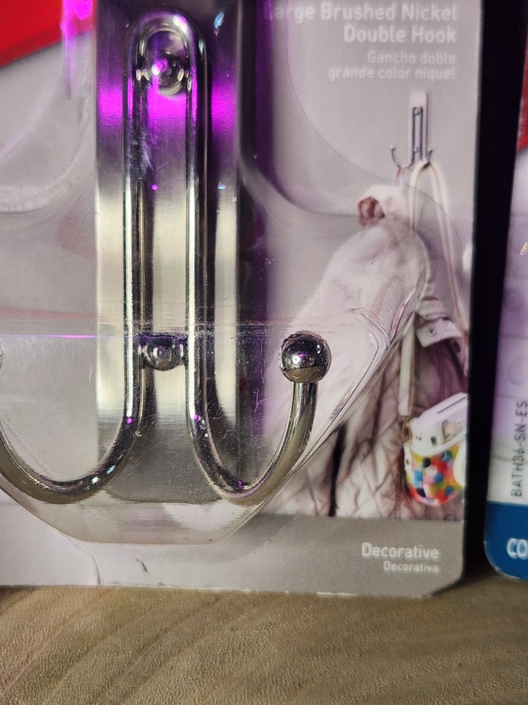 2 Pack~3M Command Large Plastic Hook 4.03 in. L DAMAGED PACKAGING~NEW