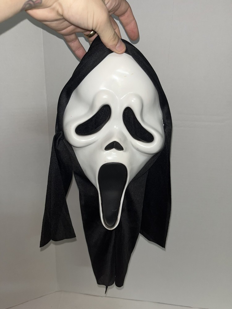Scream (Ghost Face) Mask Great Condition!