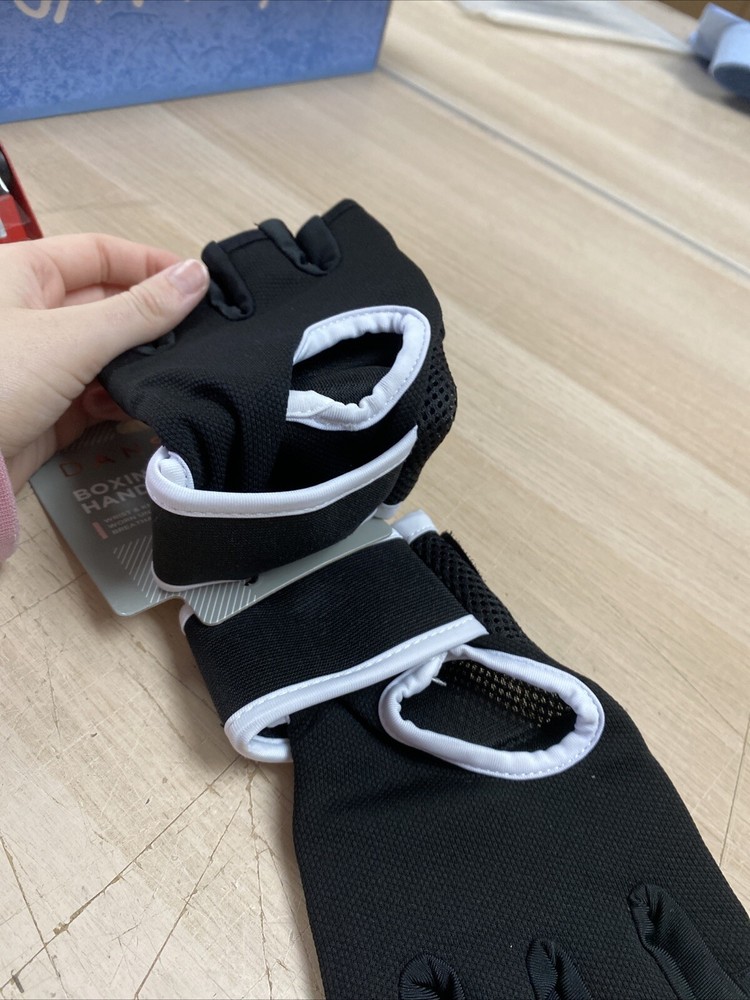 Danskin Boxing Hand Wraps Black