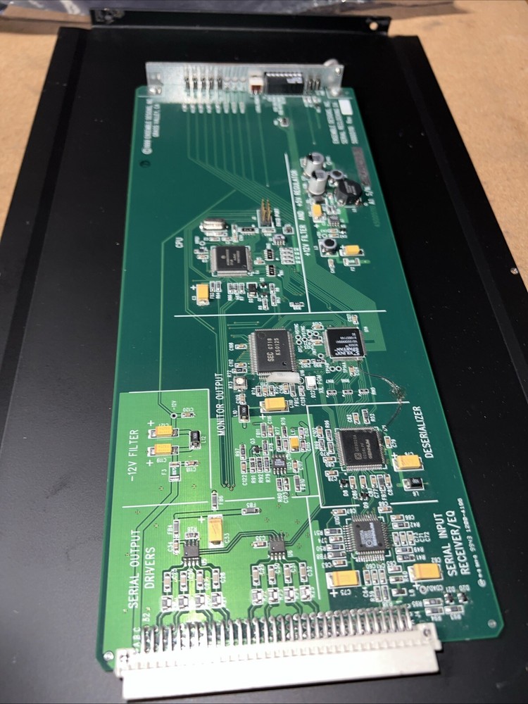 ENSEMBLE DESIGNS Serial Reclocking 5110 DA Digital Reclock
