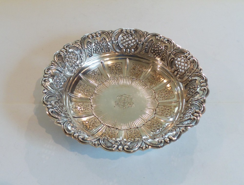 Continental .800 Silver Embossed Deep Bowl, 390 grams