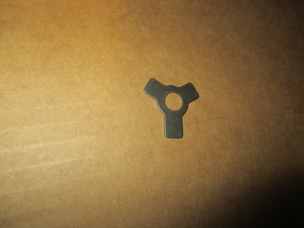 Cummins LOCKPLATE 109319