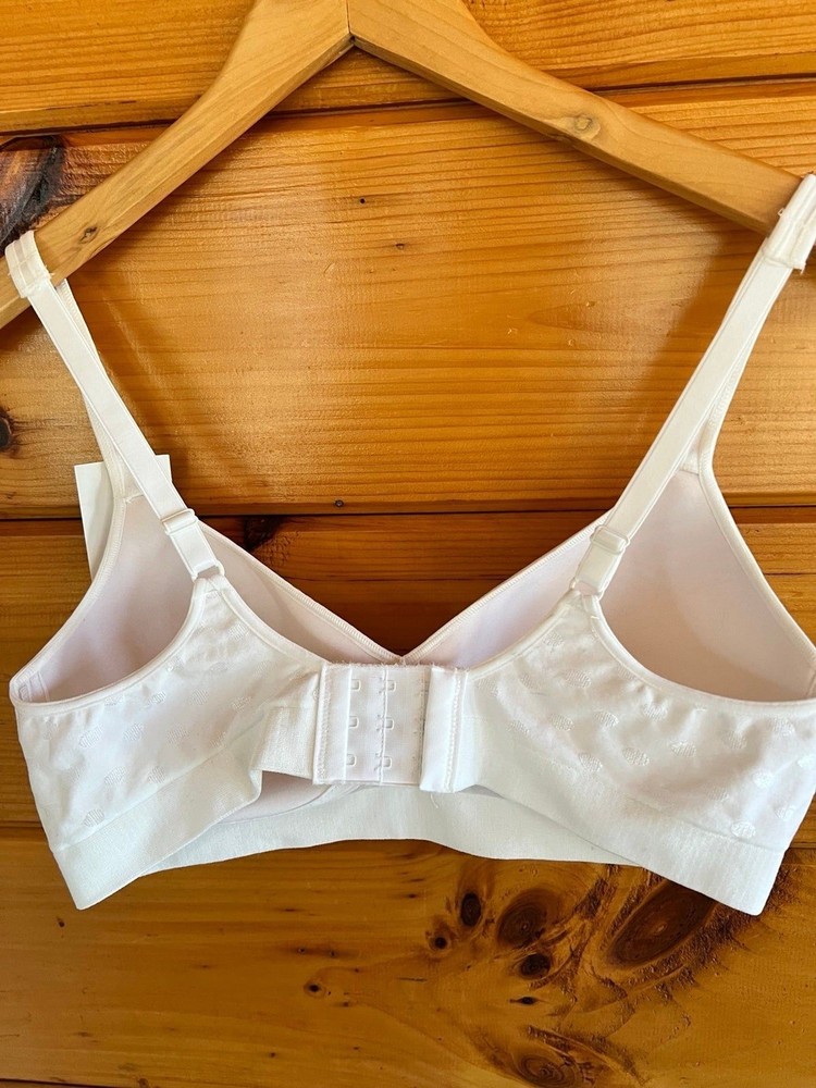 NWT Comfort Flex Fit Polka Dot White Bra L