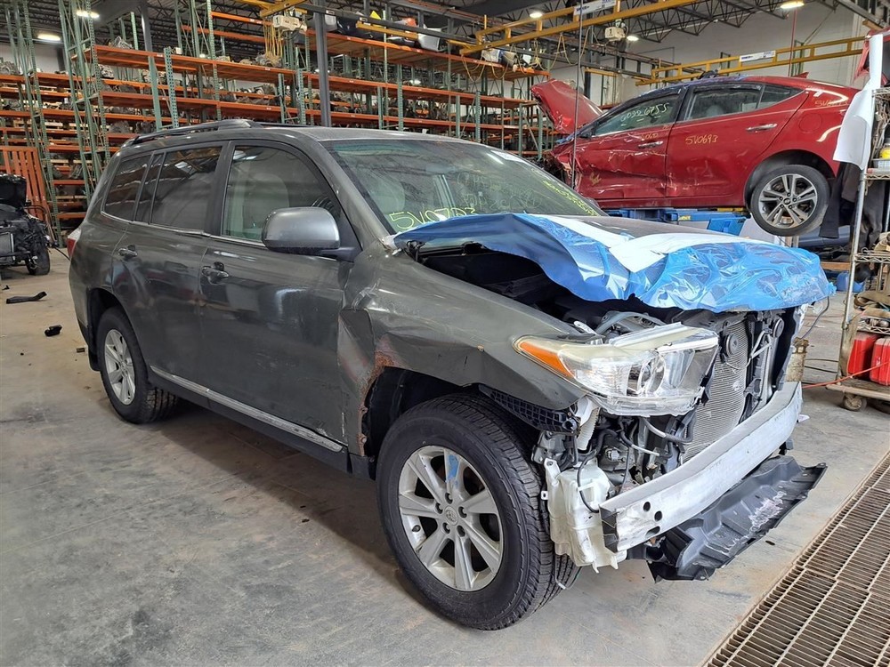 Rear 2012 Highlander Display Screen Sku#4257147