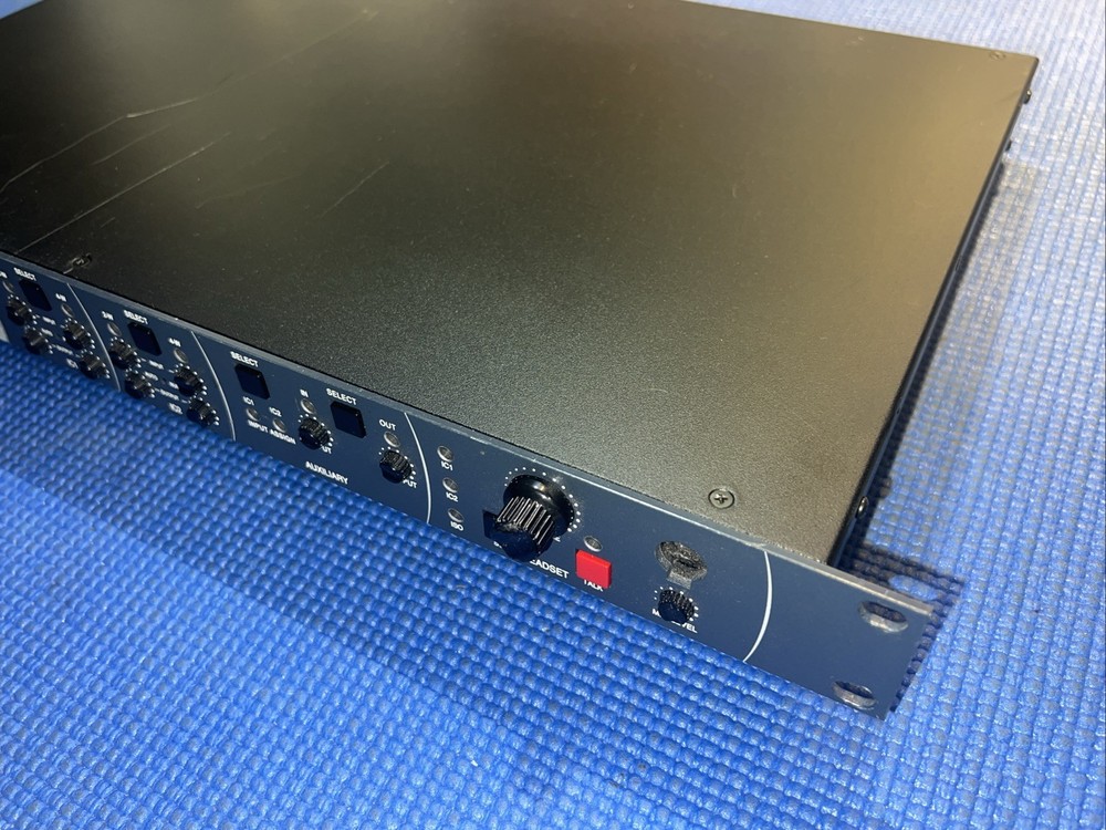 Clear-Com HME DX210 Digital Wireless Intercom System