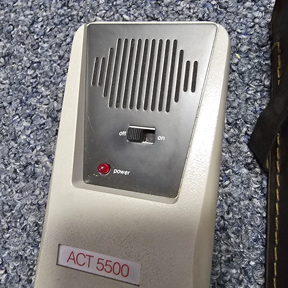 Snap-on Automatic Halogen Leak Detector ACT 5500 Pre-owned