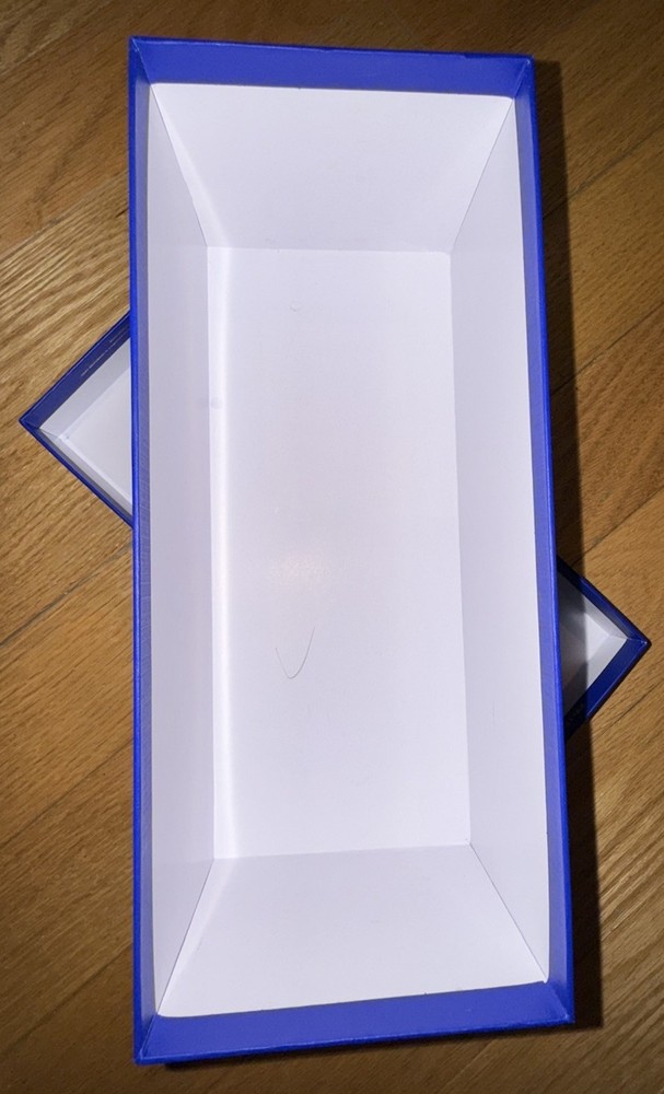 AUTHENTIC EMPTY STUART WEITZMAN Shoe Box 10.5” x 5” x 4.5”