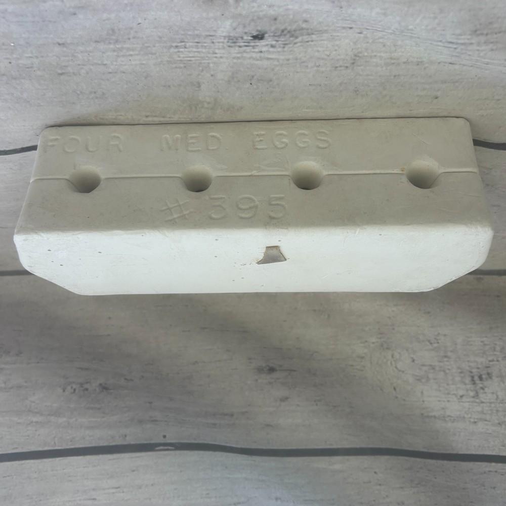 Vintage 1985 Riverview Ceramic Casting Mold Four Med Eggs #395