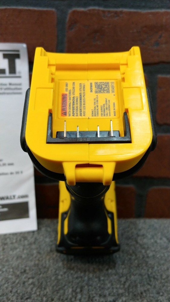 Dewalt DCF809 20V MAX Atomic Brushless 1/4" Compact Impact Driver-***NEW***
