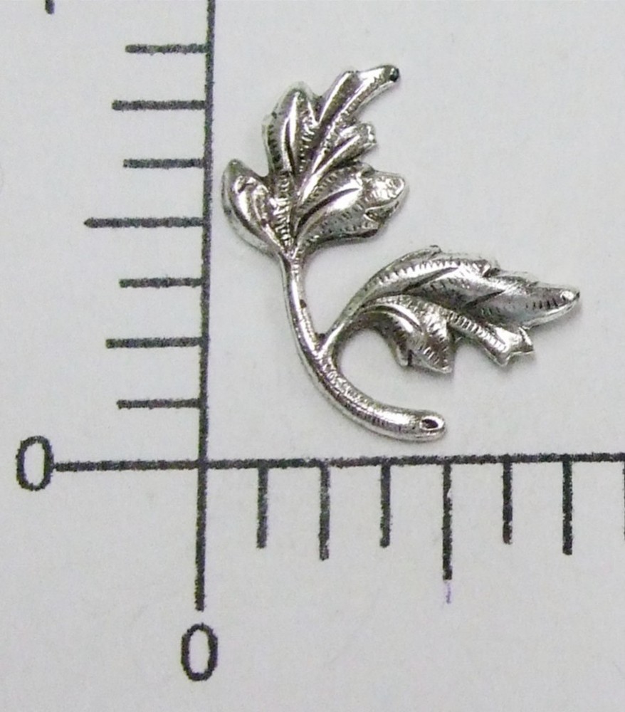 32804        3 Pc  Matte Silver Oxidized Double Leaf Jewelry Finding
