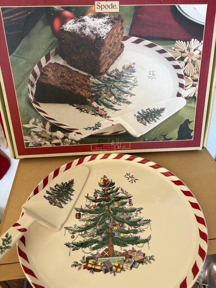 SPODE Christmas Tree Cake Plate & Server  Exquisite
