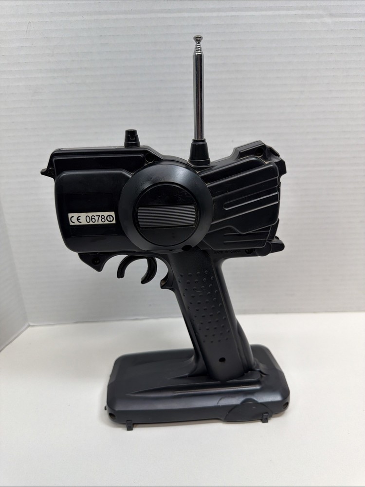 Airtronics Radio Control System Transmitter Ergonomic Conception 27mhz - TESTED