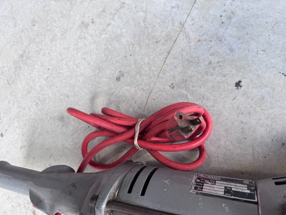 Ridgid 700-T2 Power Drive Pipe Threader Electric Handheld Threading Machine