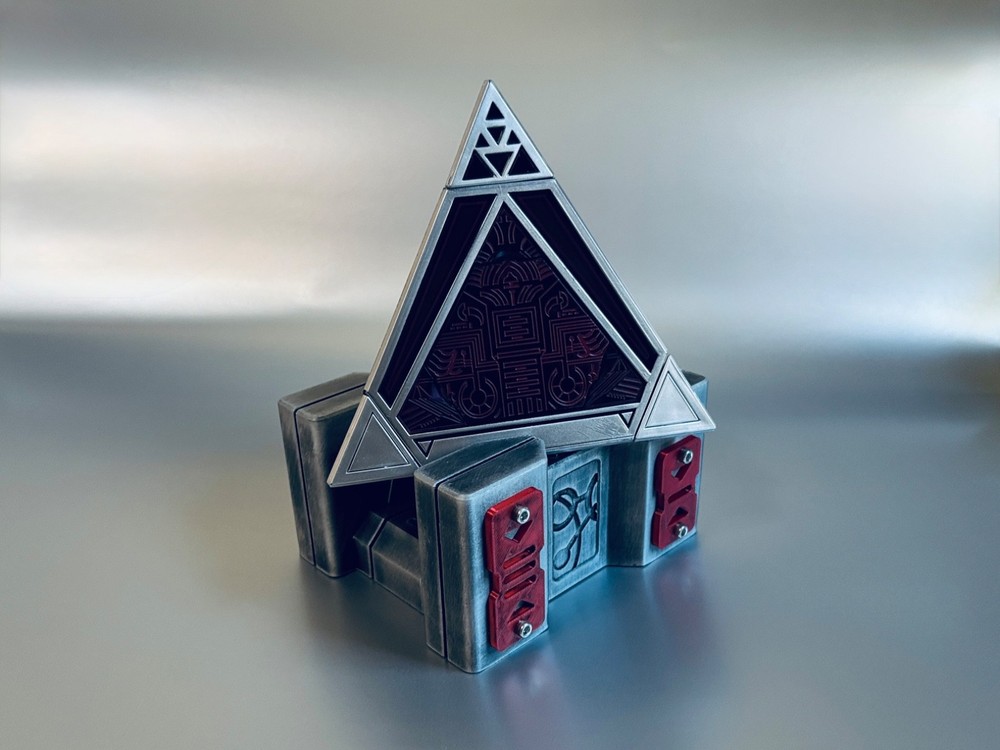 Sith Holocron Display Stand - Savi’s Workshop - Galaxy's Edge