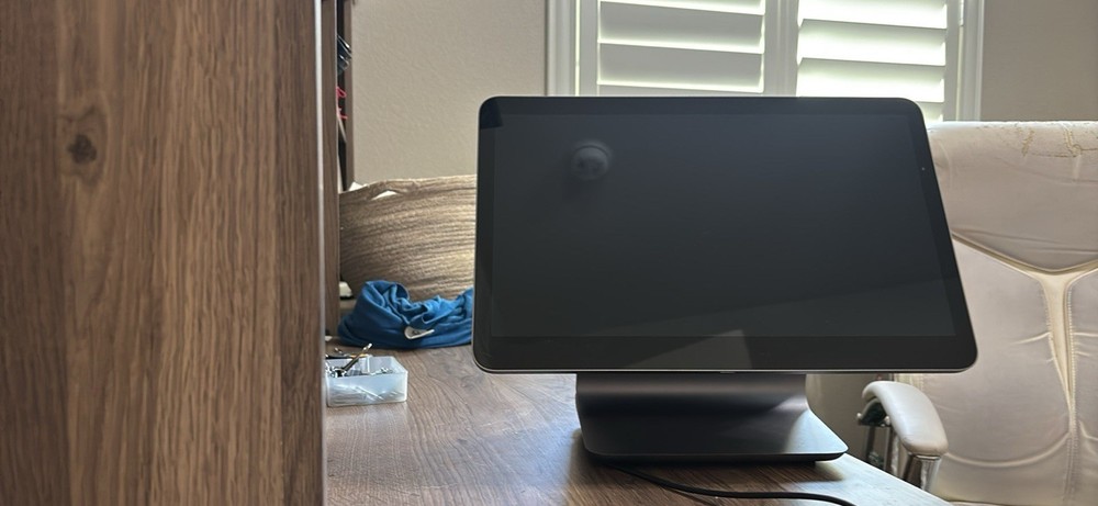 Square POS Terminal System with Touchscreen Display and Complete Accessories