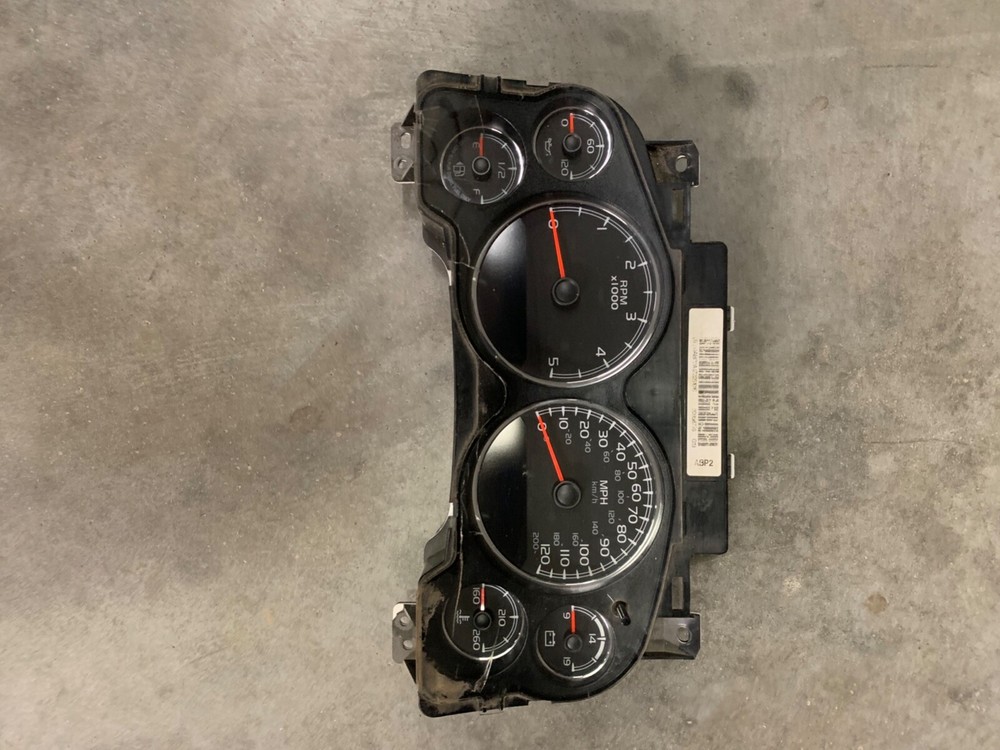 2011 Chevrolet 2500 instrument cluster